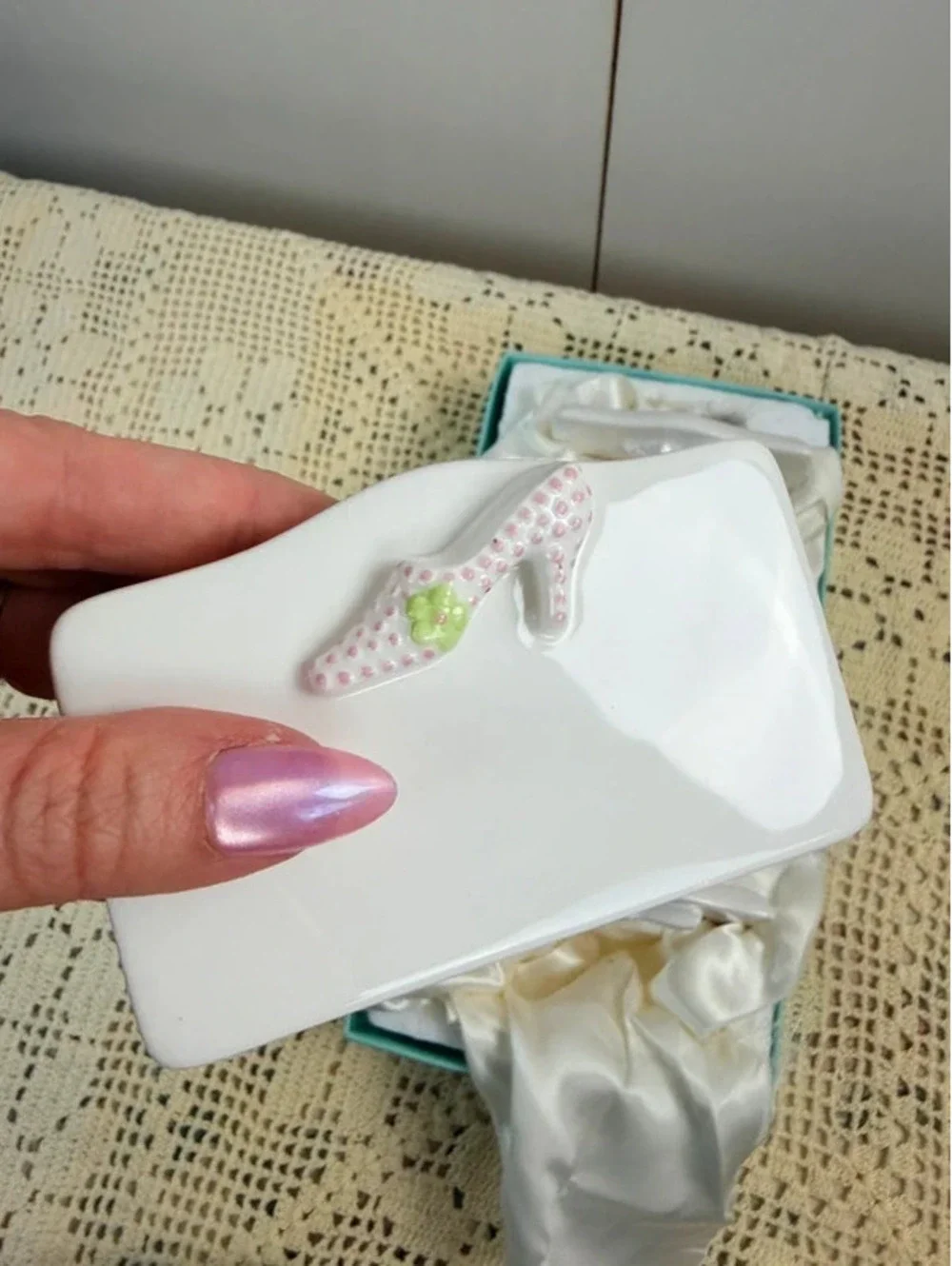Pochelle Designs Ceramic High Heel Shoe Place Card Holders Set of 6 Boxed